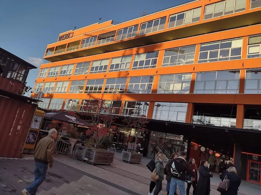 1 Apartment With 2Rooms In Muenchen 0*, Monaco di Baviera Germania